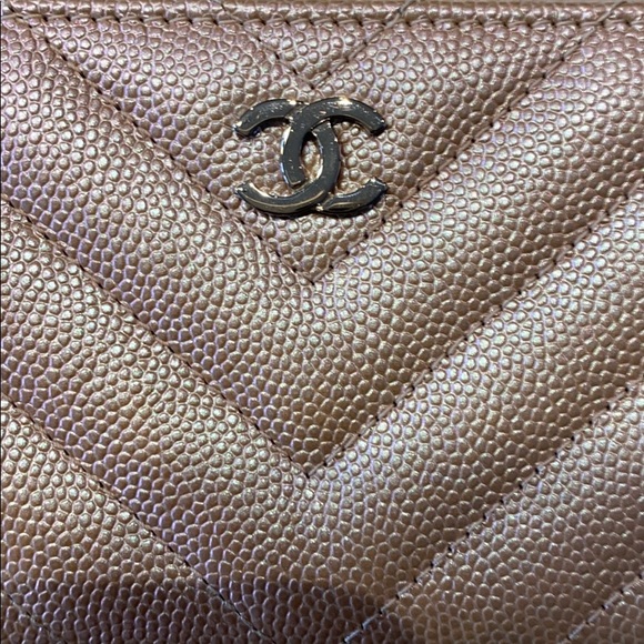 Chanel Wallet - Picture 3 of 5